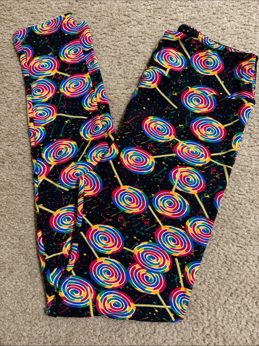 LuLaRoe Black Rainbow Lollipop Print Leggings - OS